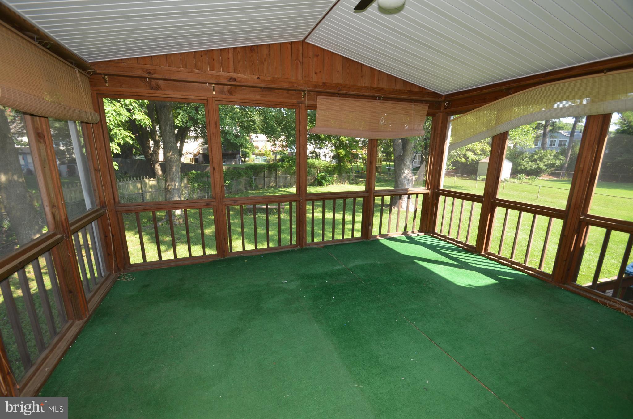 HAYFIELD FARM - Residential