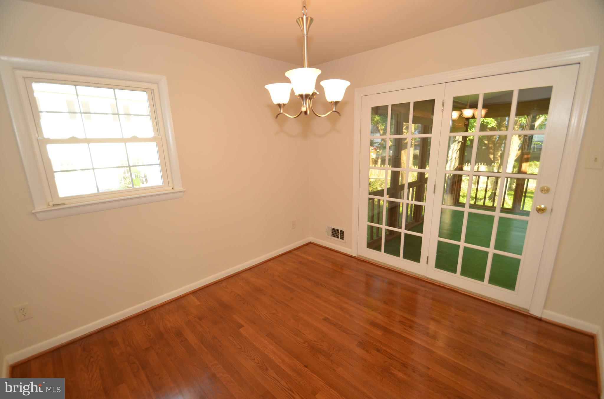 HAYFIELD FARM - Residential