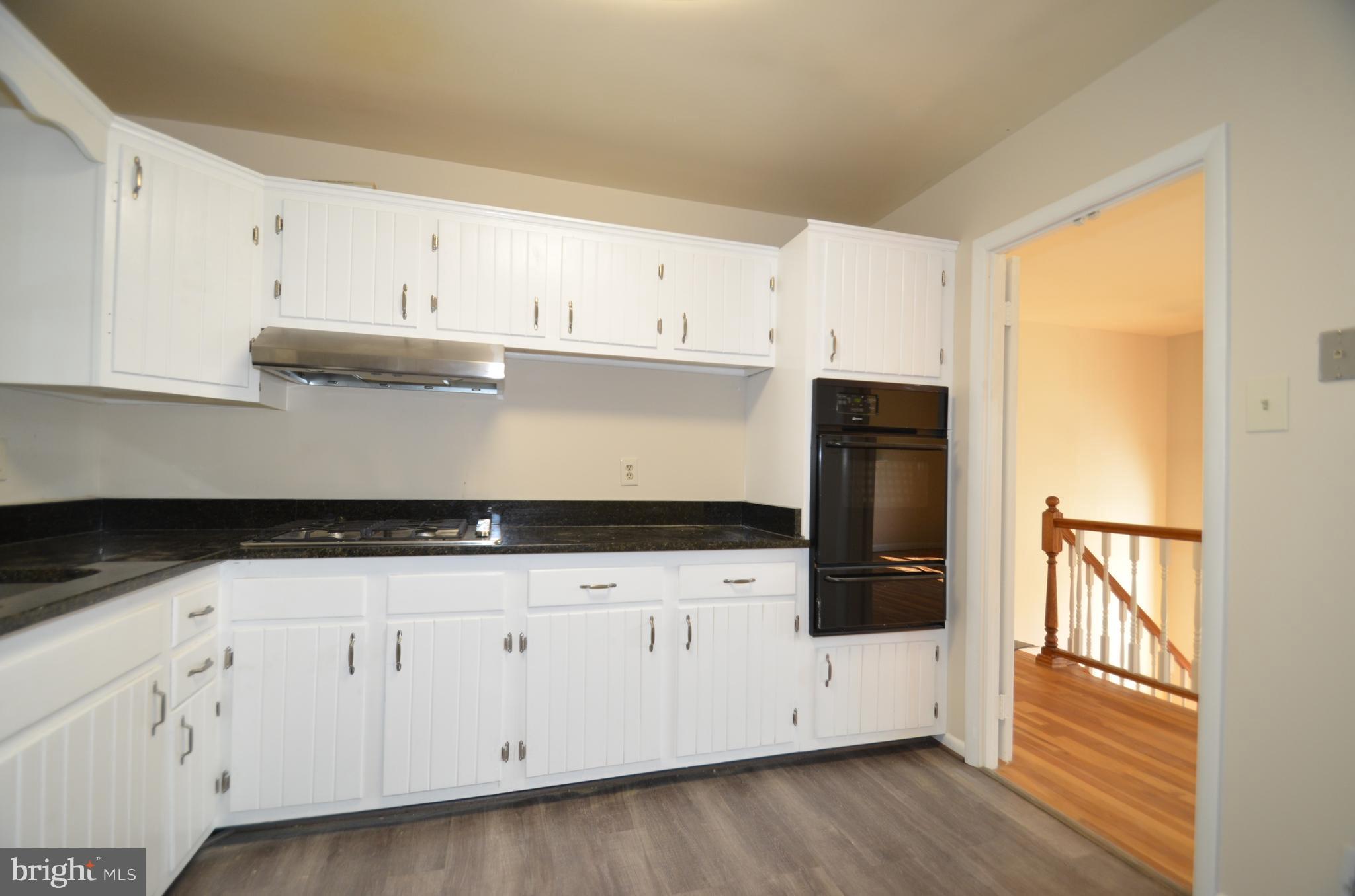 HAYFIELD FARM - Residential