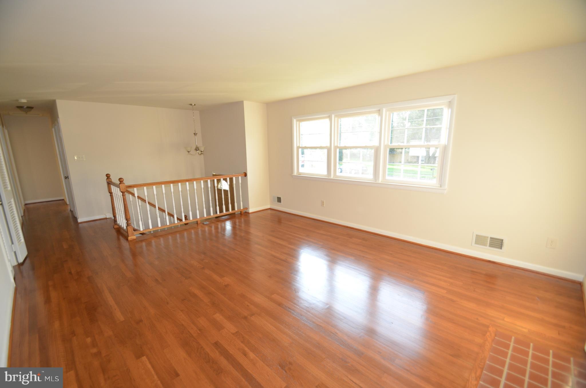 HAYFIELD FARM - Residential