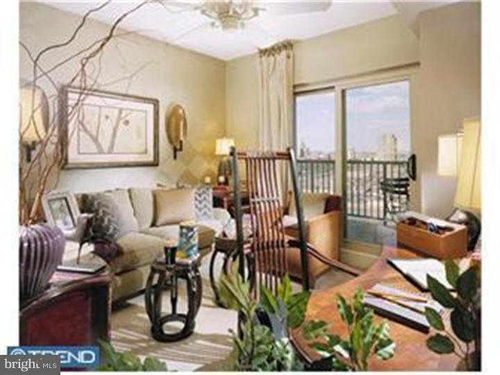 DOCKSIDE CONDOMINIUM - Residential