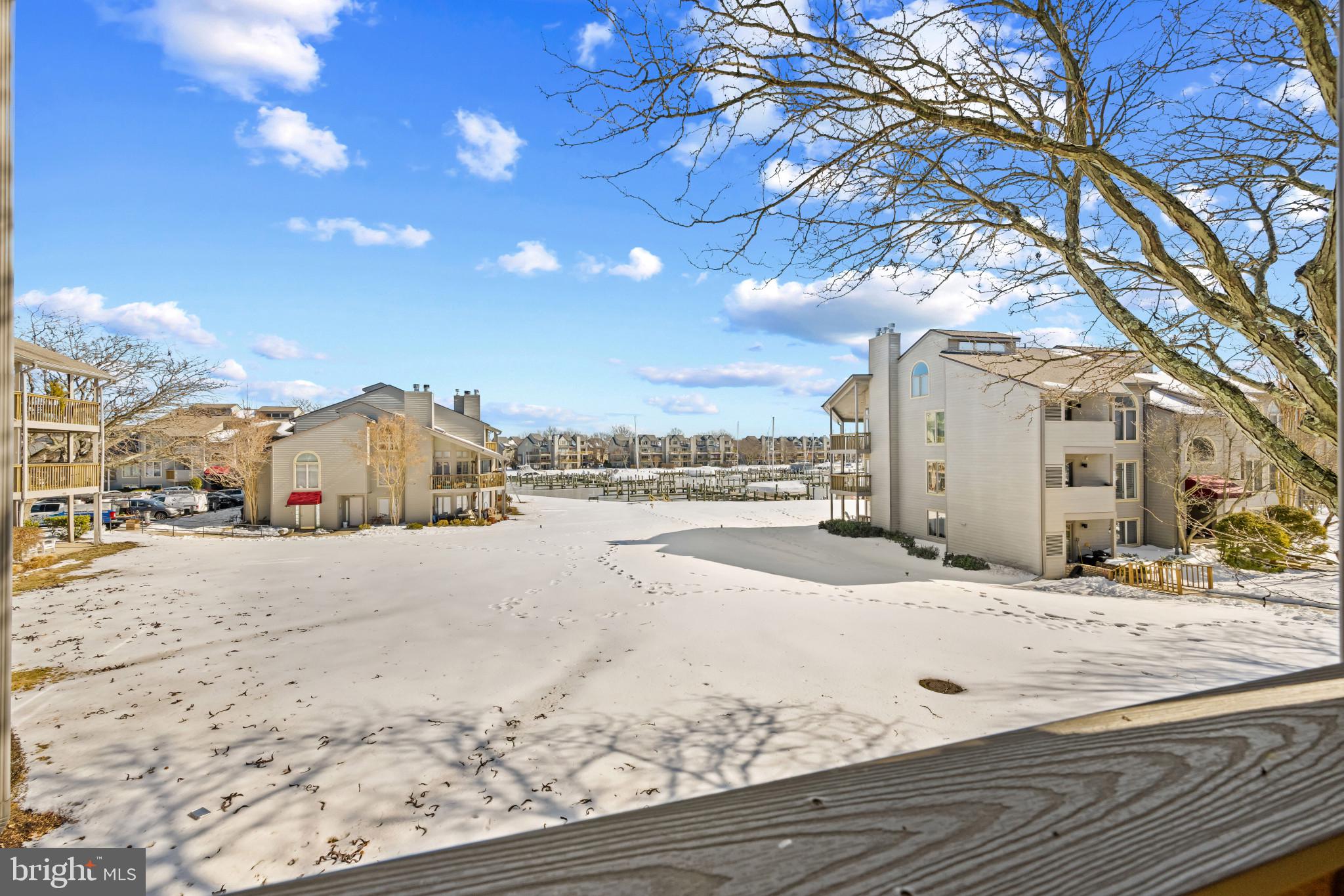 CHESAPEAKE HARBOUR - Residential