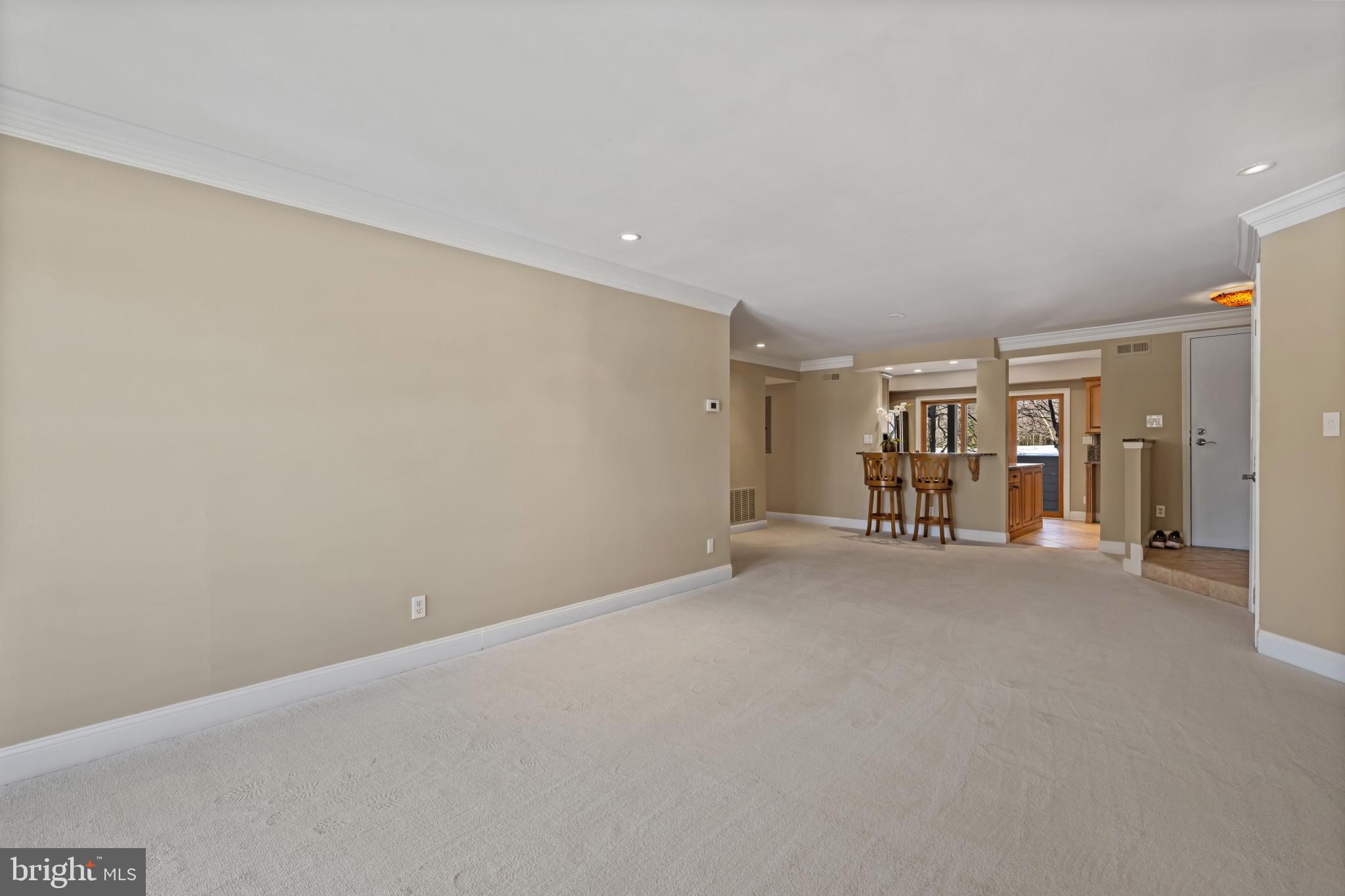 CHESAPEAKE HARBOUR - Residential