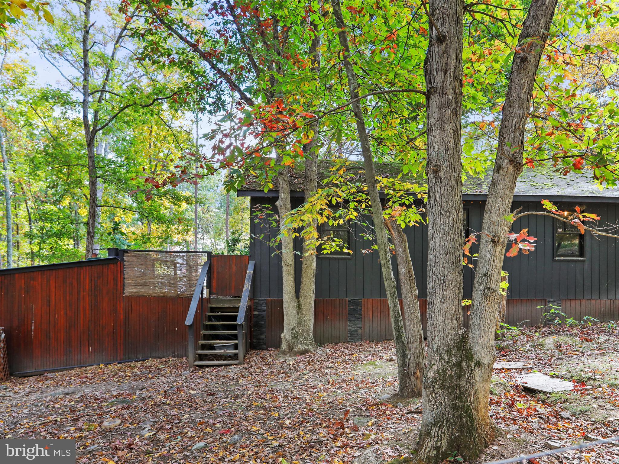 POTOMAC ISLAND RIDGE - Residential