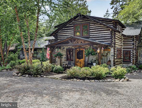 24 MINNETONKA TRAIL