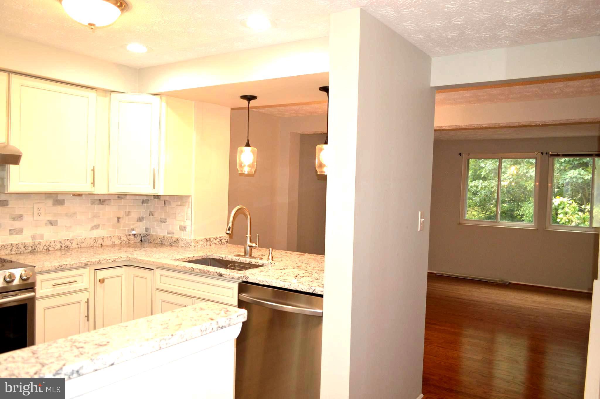 NEWINGTON COMMONS - Residential Lease