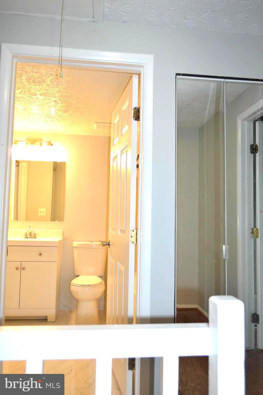 NEWINGTON COMMONS - Residential Lease