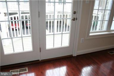 688 PULLMAN PLACE
