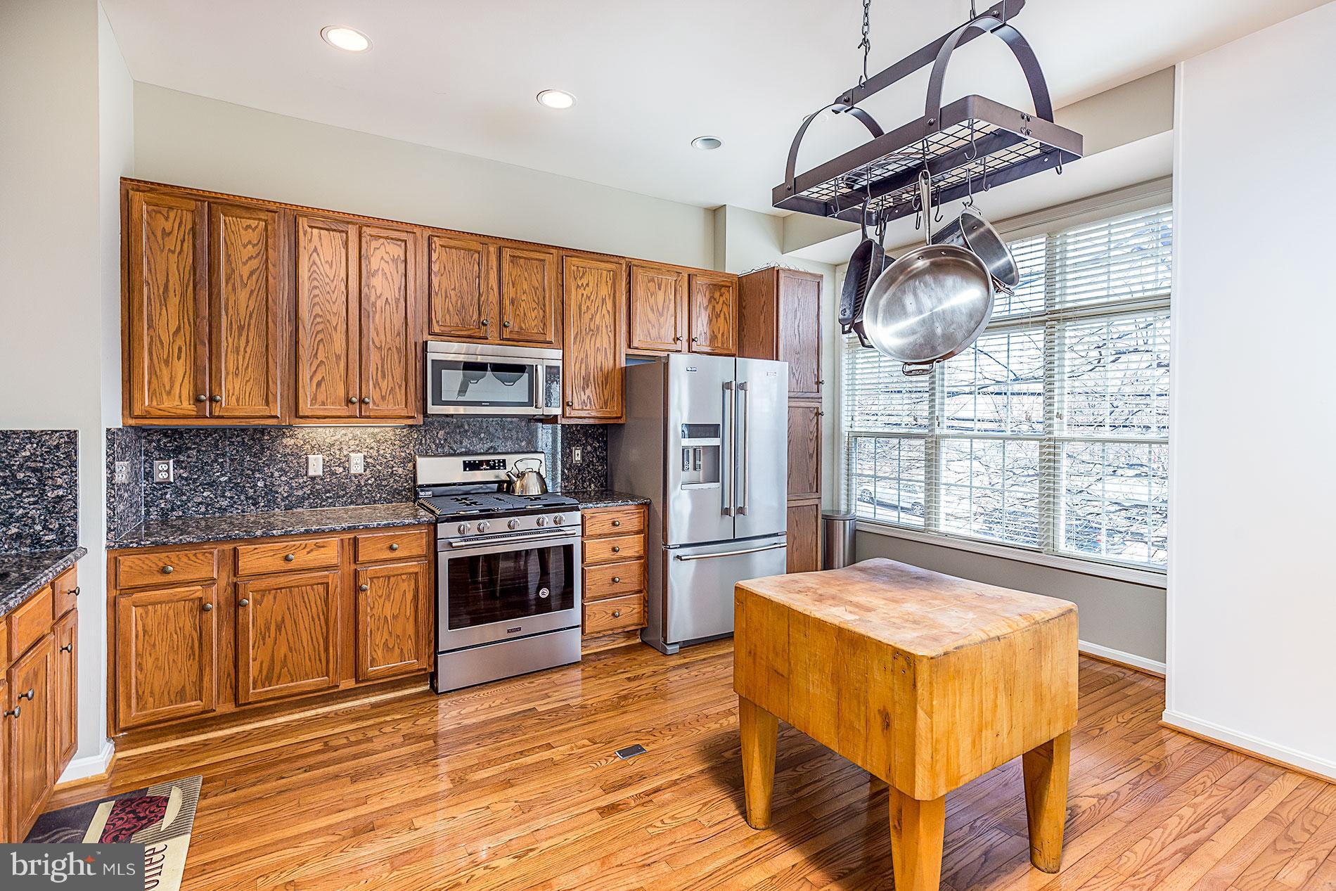 EDSALL RD T/H - Residential