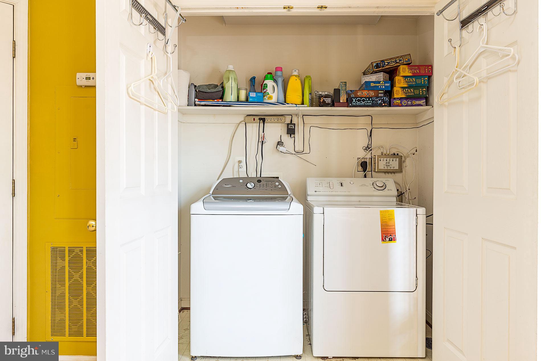 EDSALL RD T/H - Residential