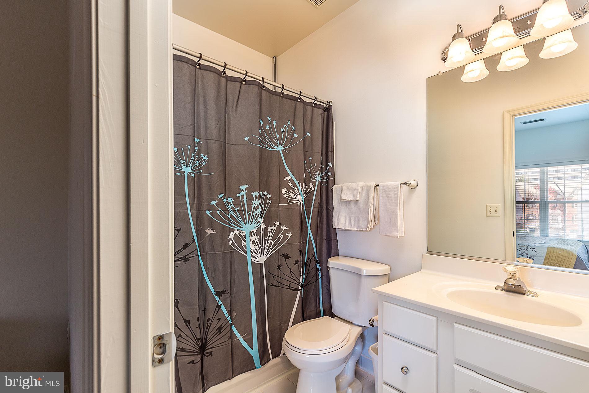 EDSALL RD T/H - Residential