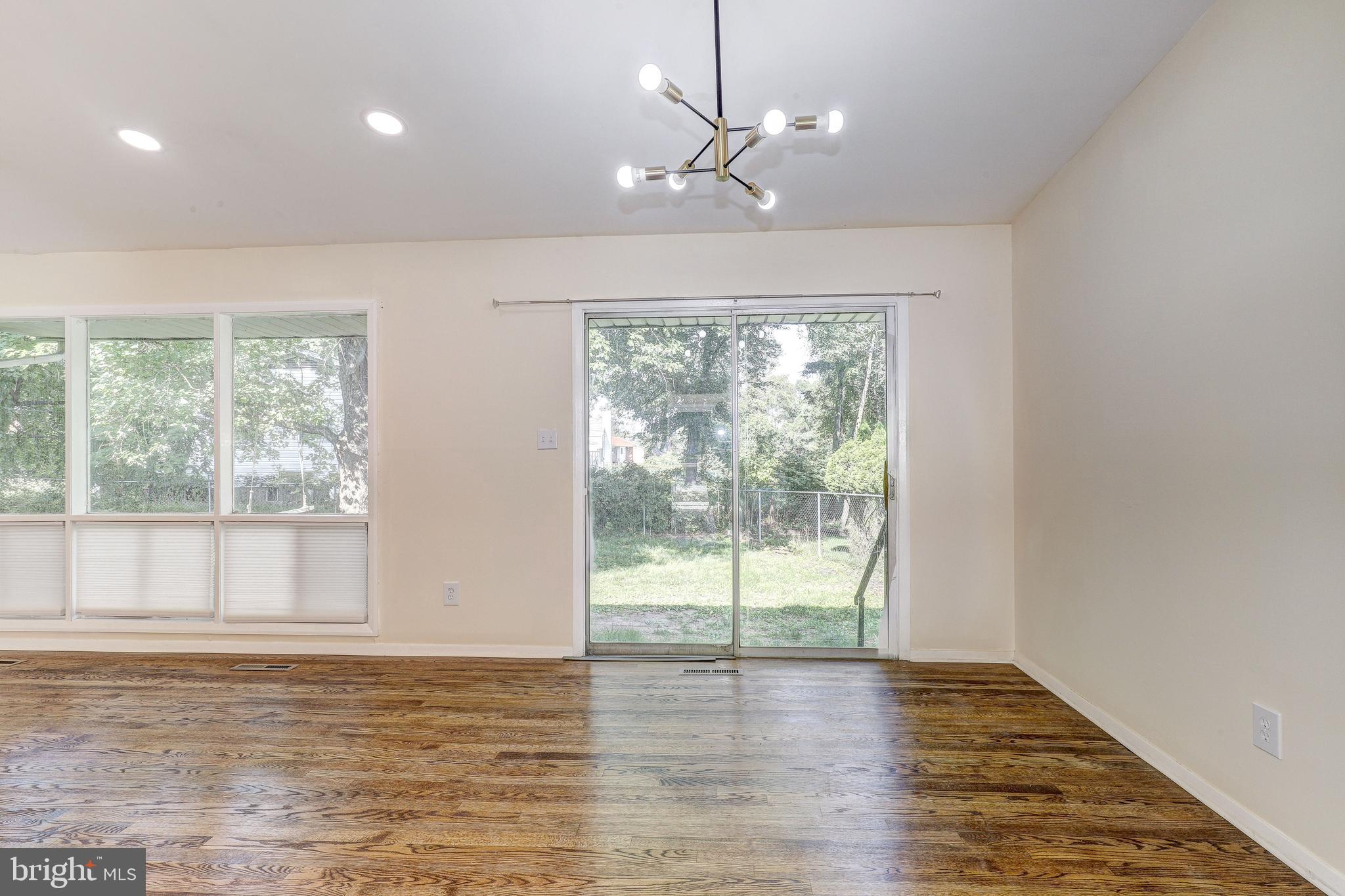 OLD COURT ESTATES - Residential