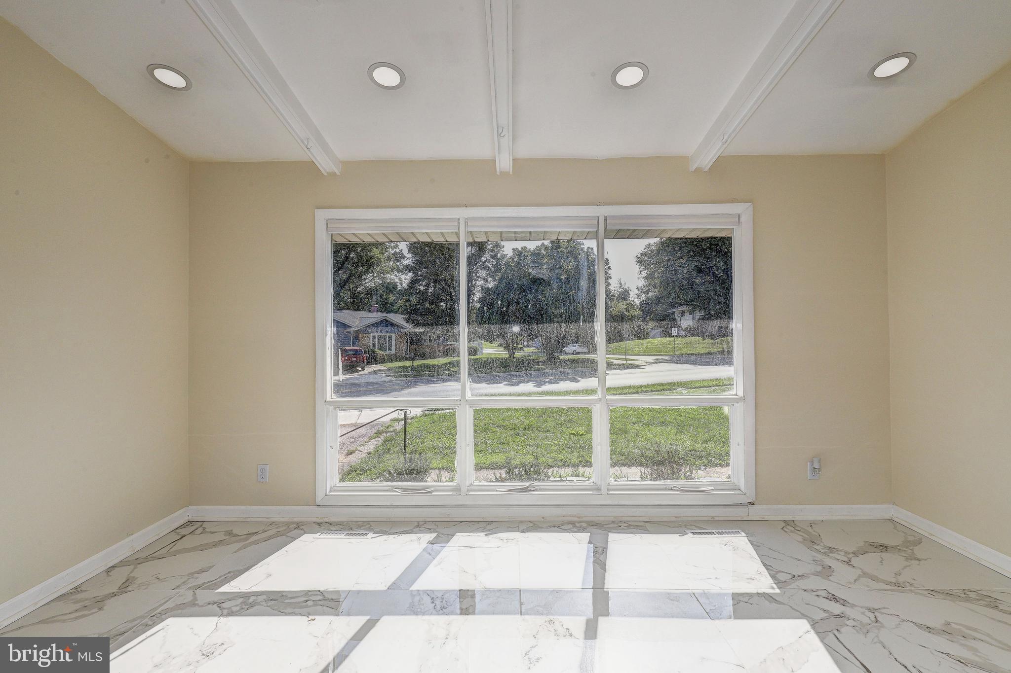 OLD COURT ESTATES - Residential