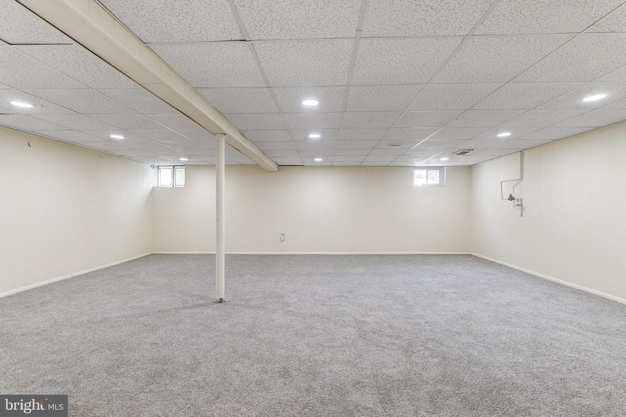 OLD COURT ESTATES - Residential