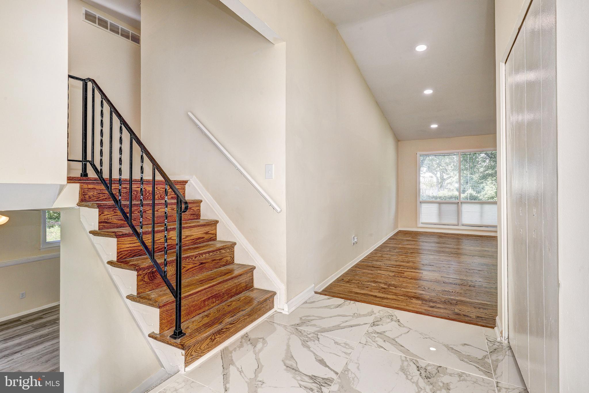 OLD COURT ESTATES - Residential