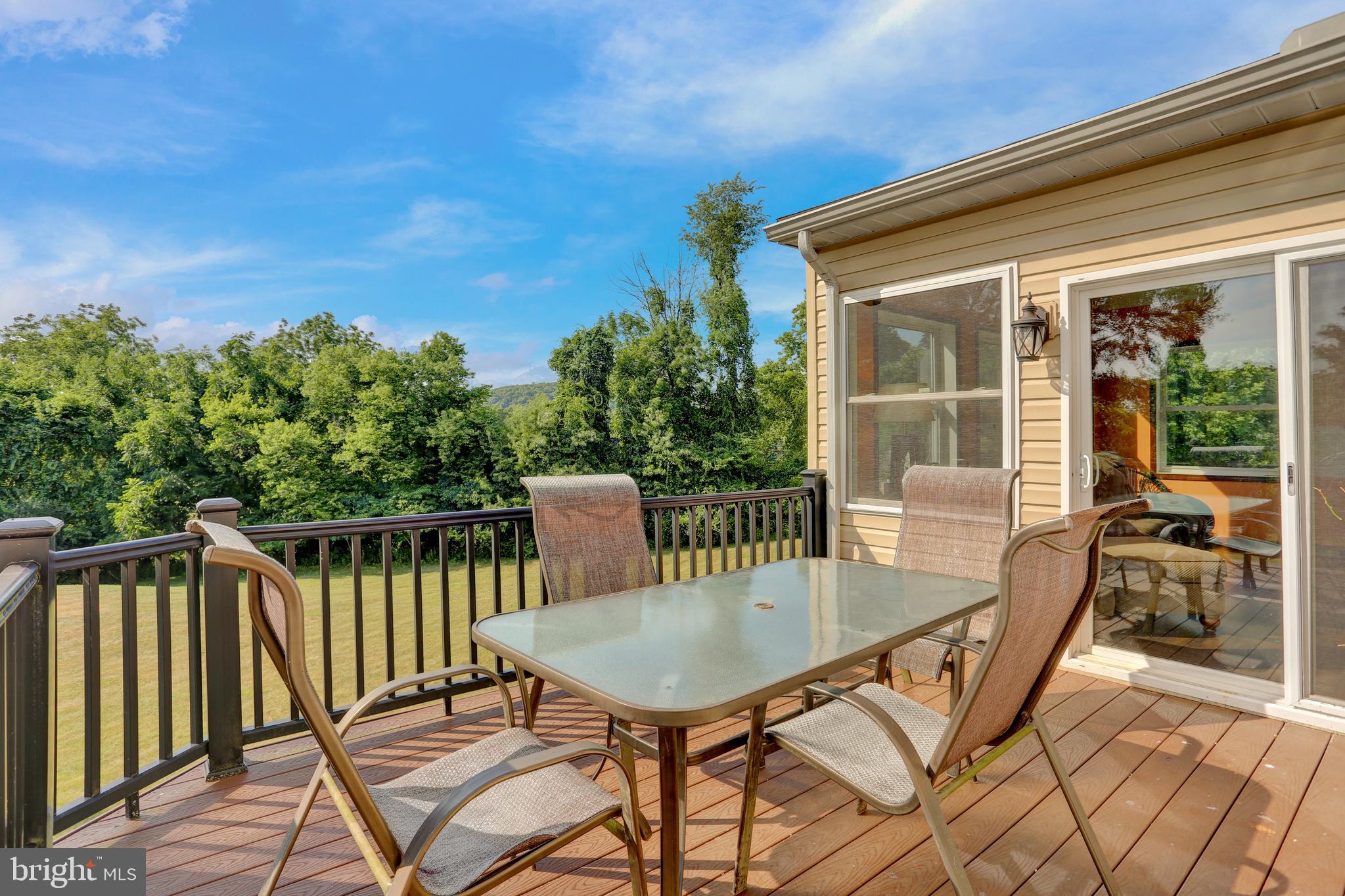 BEACON HILLS - Residential