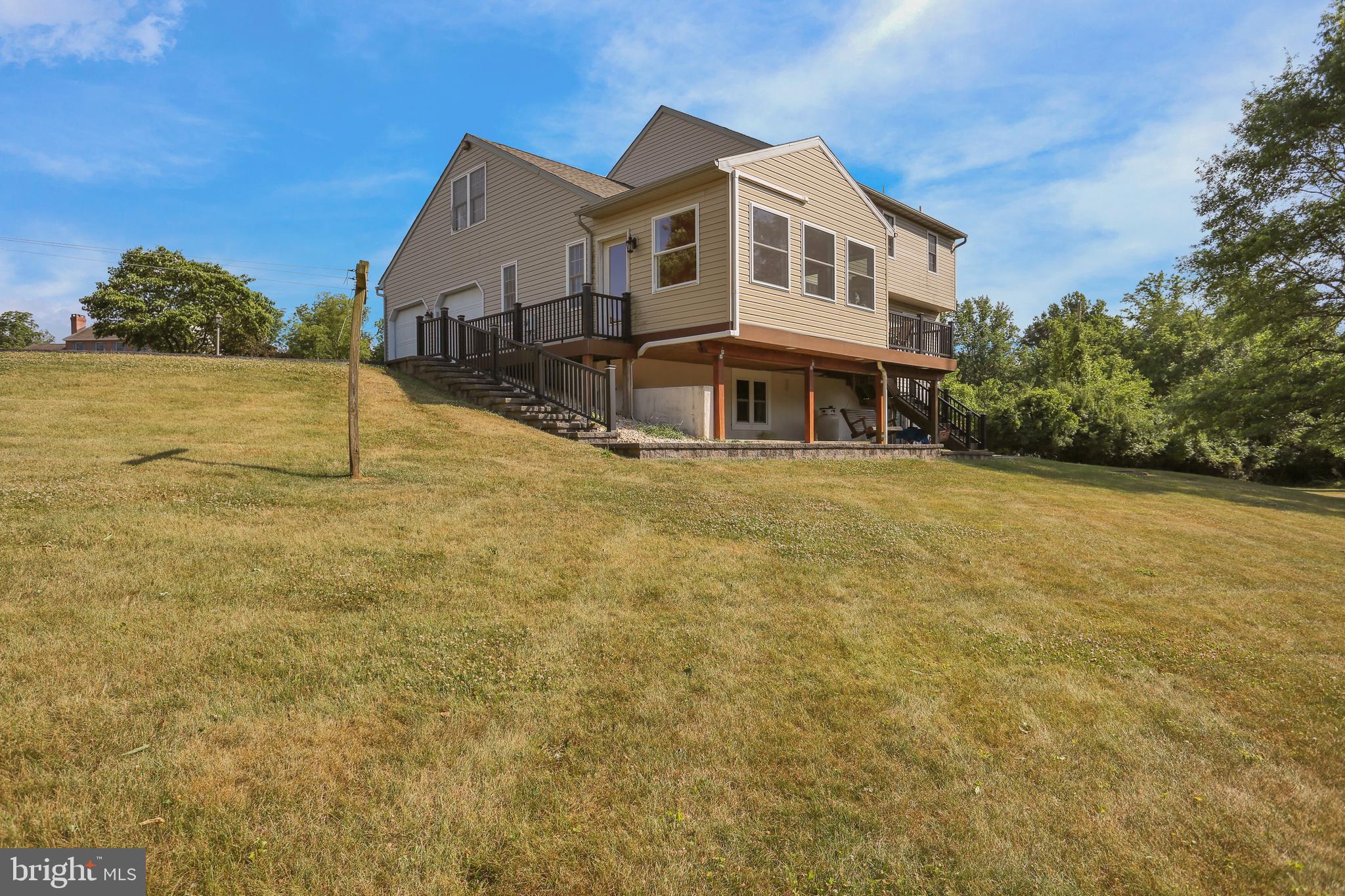 BEACON HILLS - Residential