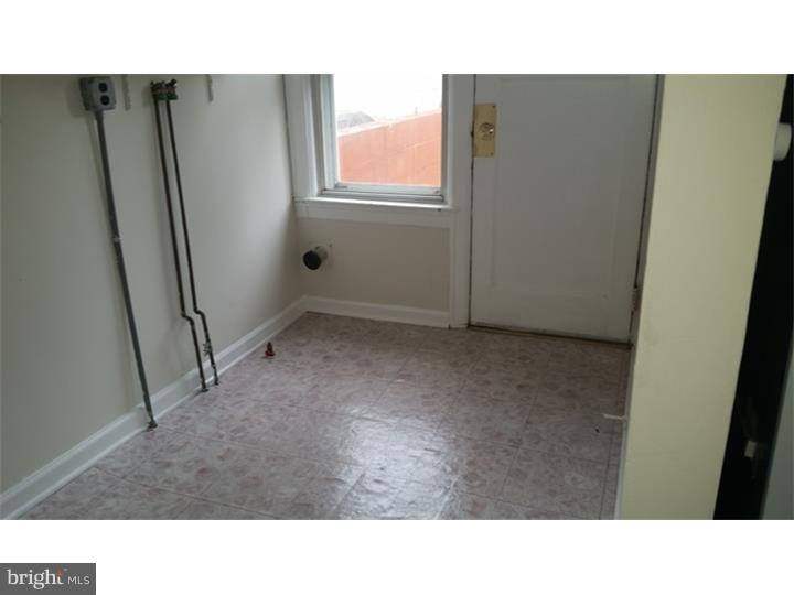 ADMORE - Residential