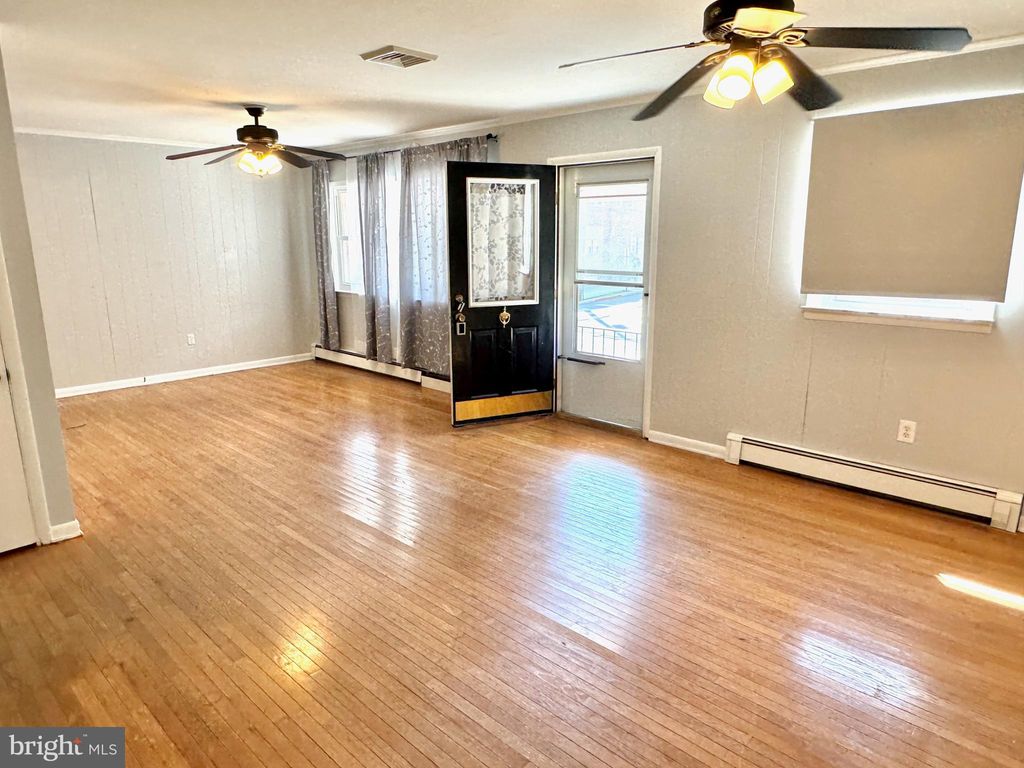 Photo of 401 Franklin St, READING, PA 19611 (MLS # PABK2062882)