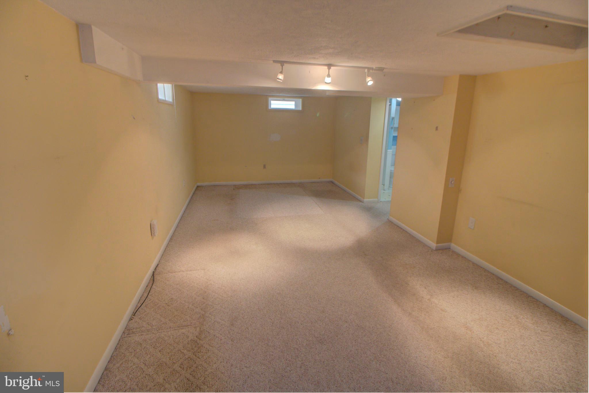 LINDEN HEIGHTS - Residential