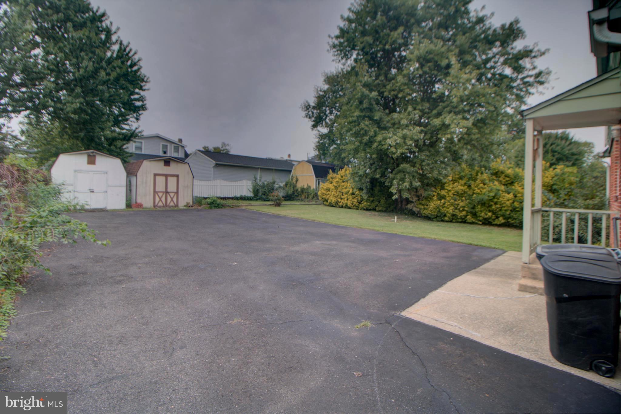 LINDEN HEIGHTS - Residential