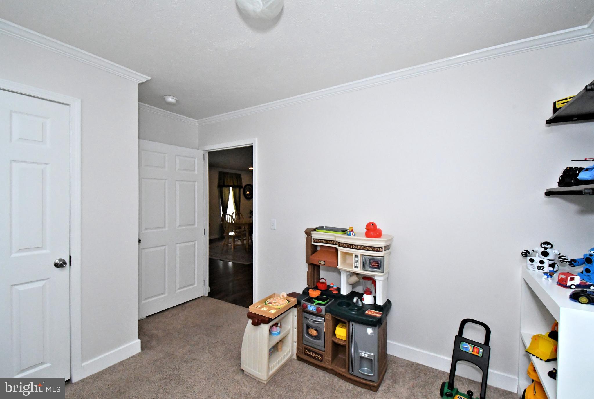 COLONIAL HERITAGE - Residential