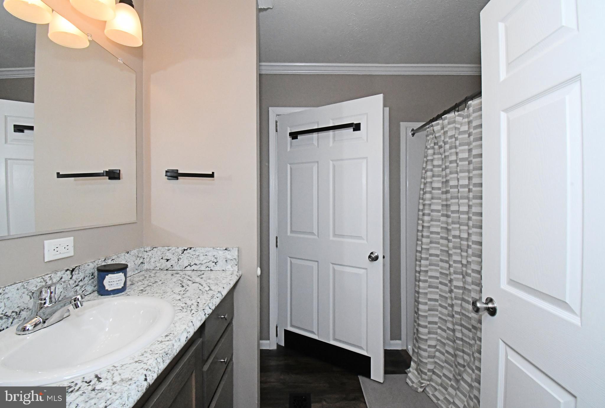 COLONIAL HERITAGE - Residential