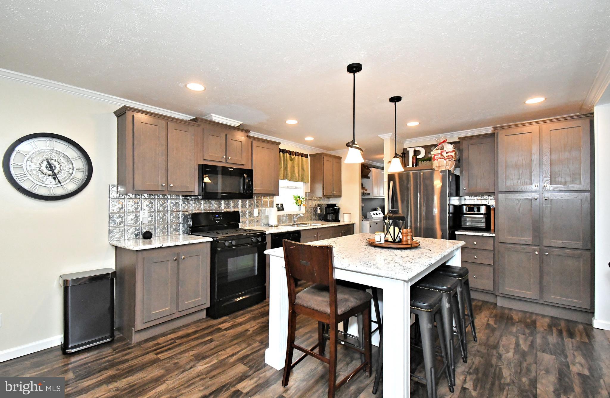 COLONIAL HERITAGE - Residential