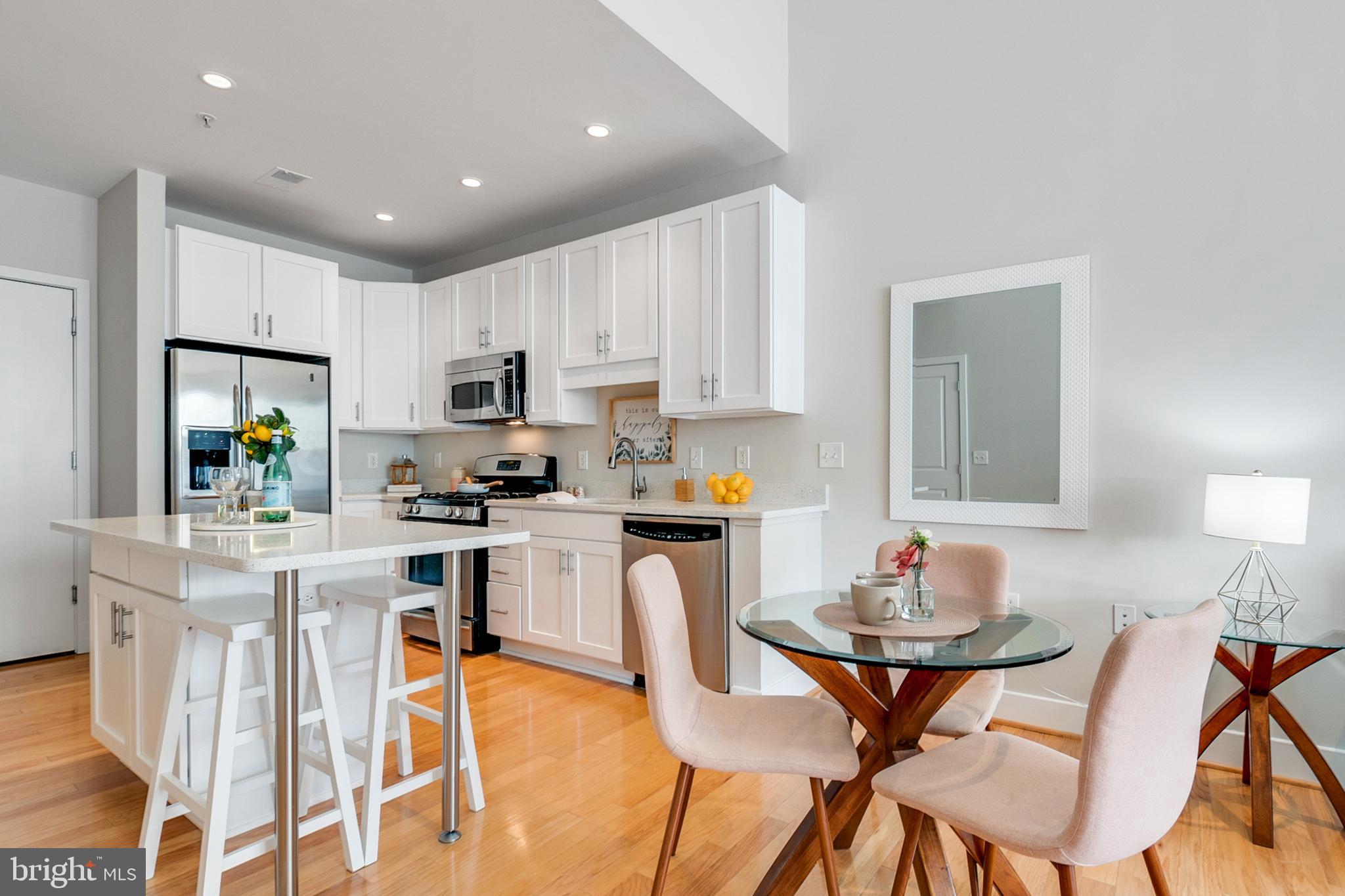 1800 WILSON - Residential