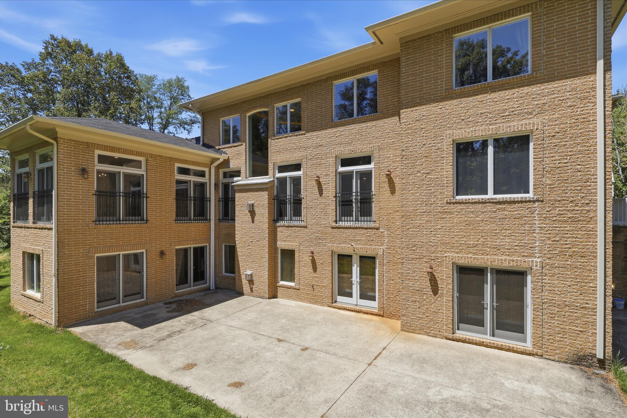 GREAT FALLS MEADOWS - Residential