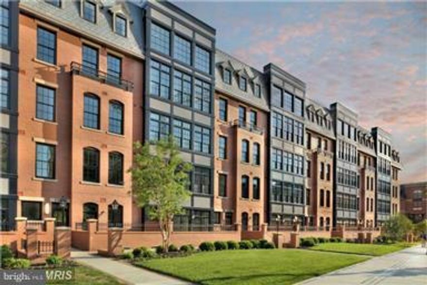 2-level top floor condo with 2BR/2.5 BA  and private underground 2prkg spaces, extra storage space . This Penthouse Loft features direct elevator access, 9'+ ceilings, private rooftop terrace perfect for entertaining. Dramatic floor-to-ceiling windows. living room with high ceilings and gas fireplace. Gourmet kitchen with stainless appliances. Low condo fee.