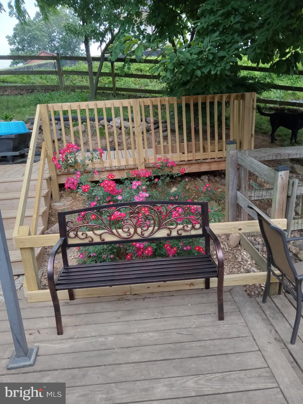 HEDGESVILLE - Residential