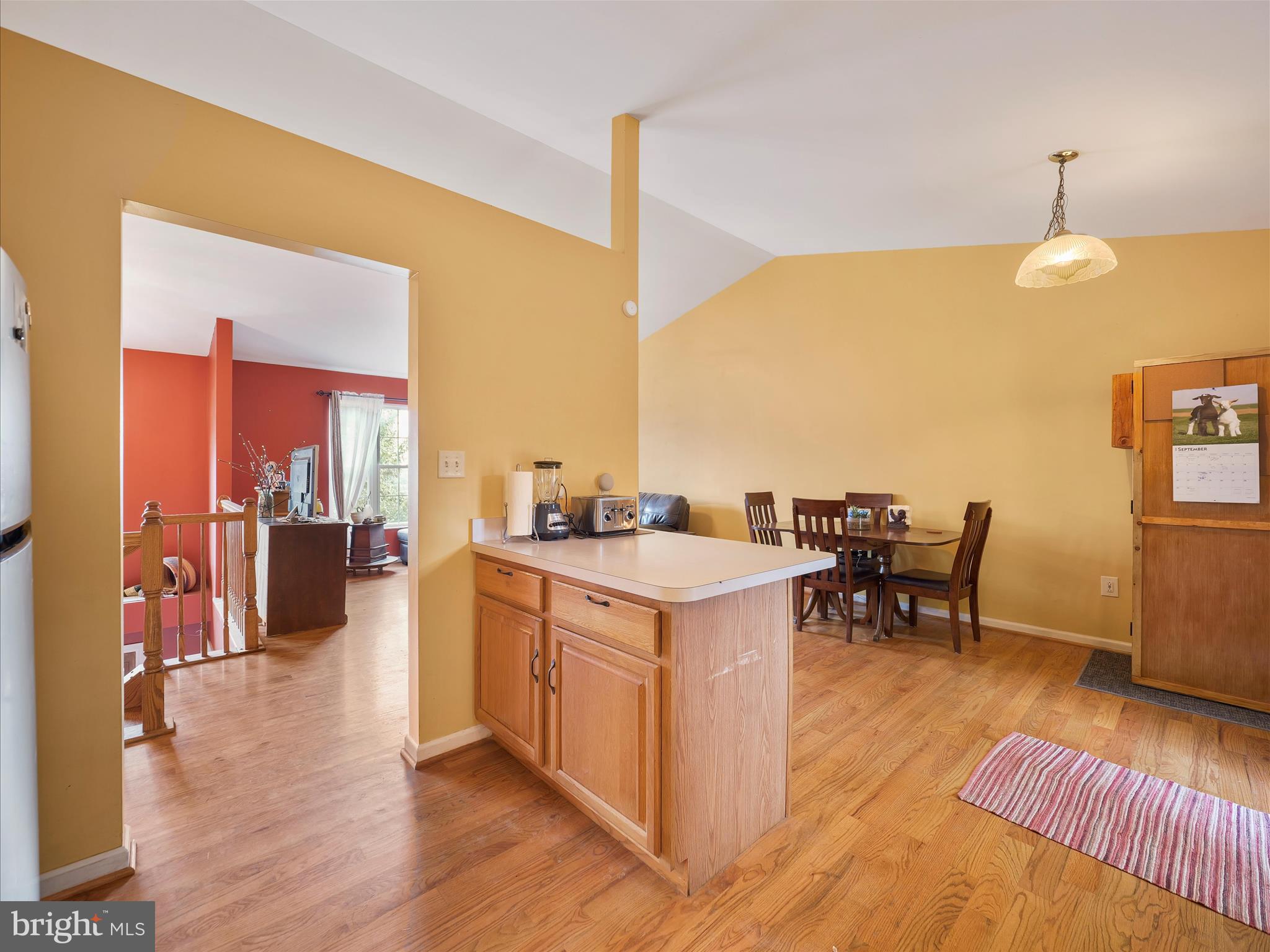 HEDGESVILLE - Residential