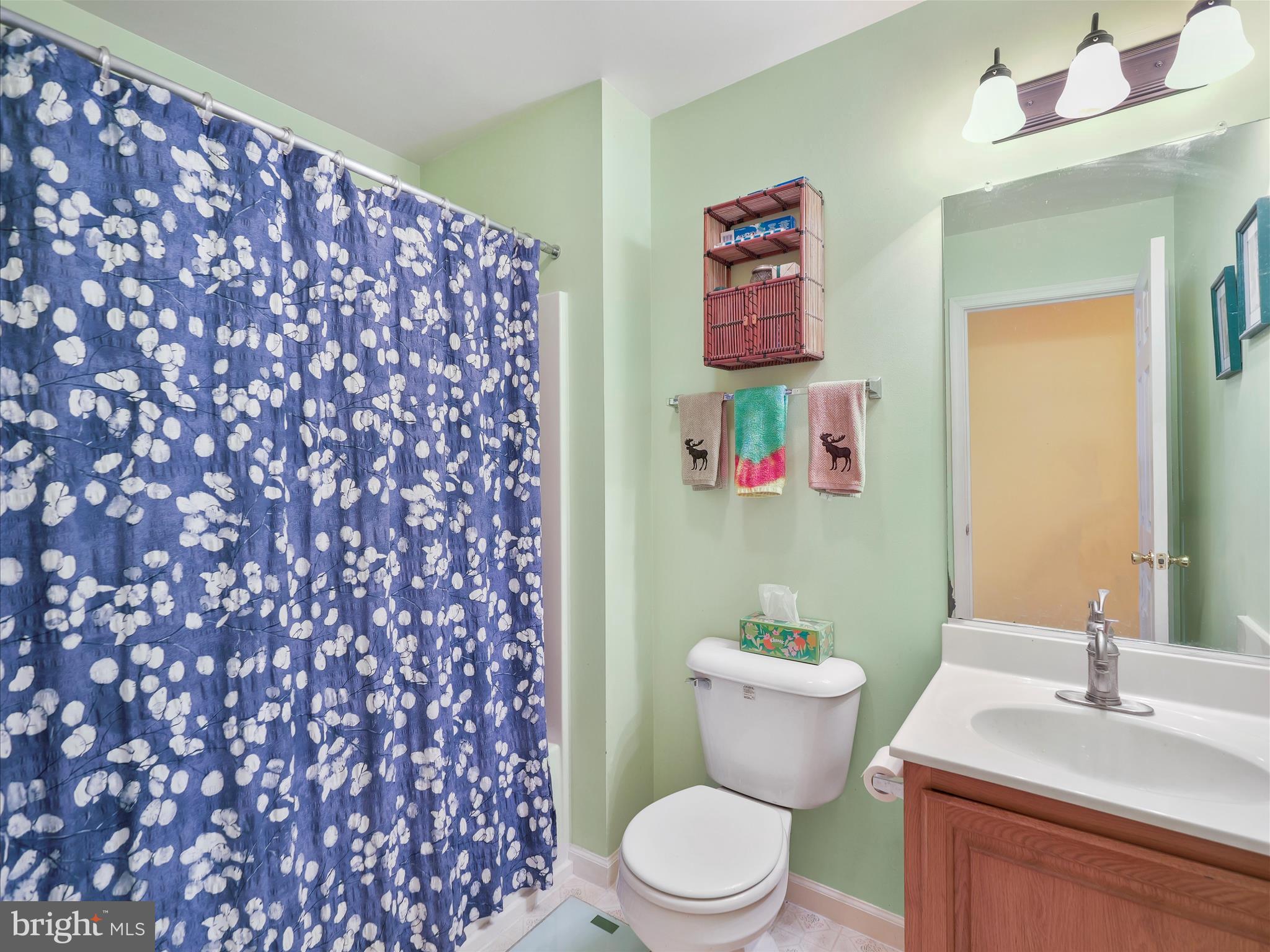 HEDGESVILLE - Residential