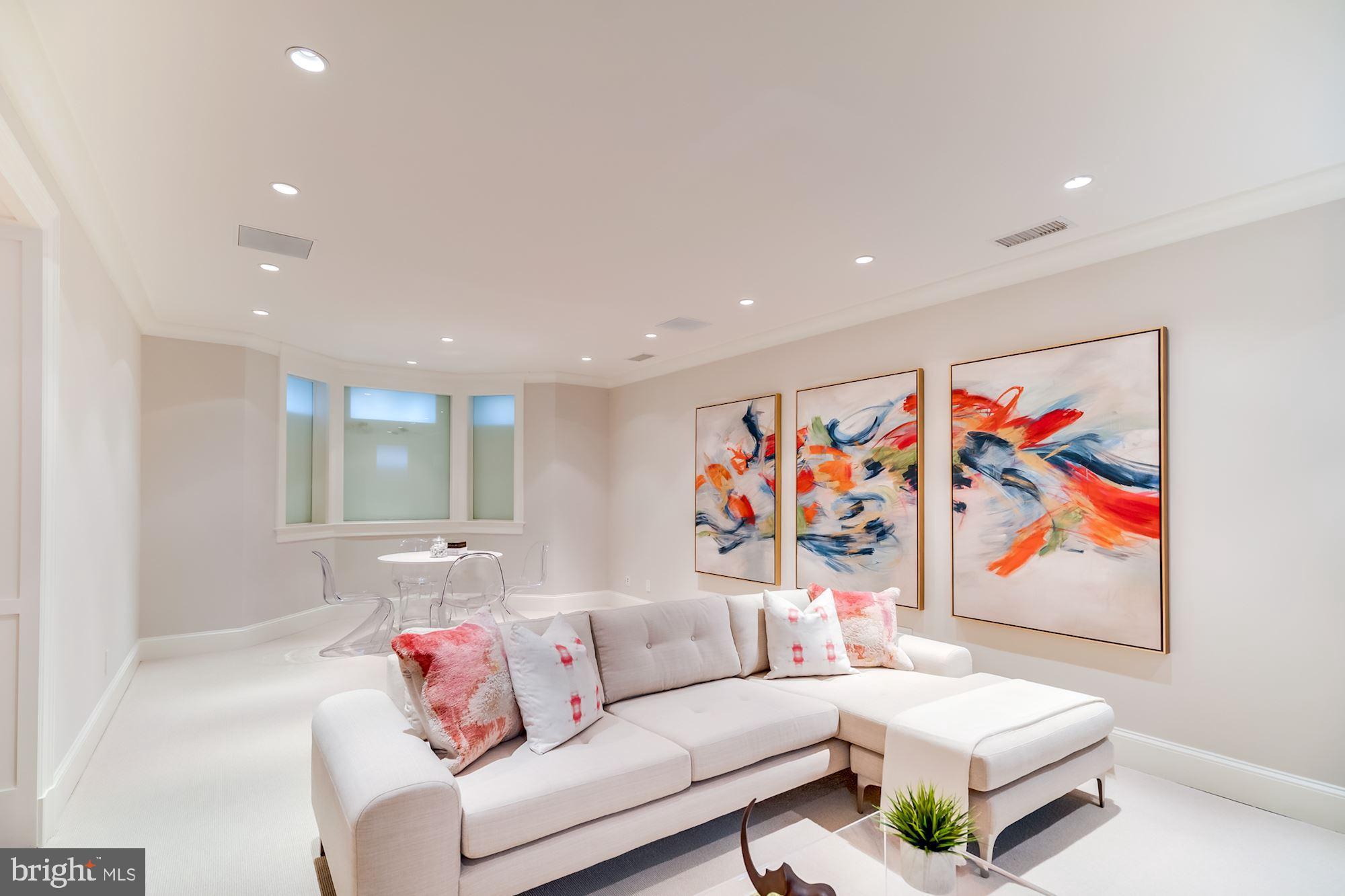 GEORGETOWN - Residential