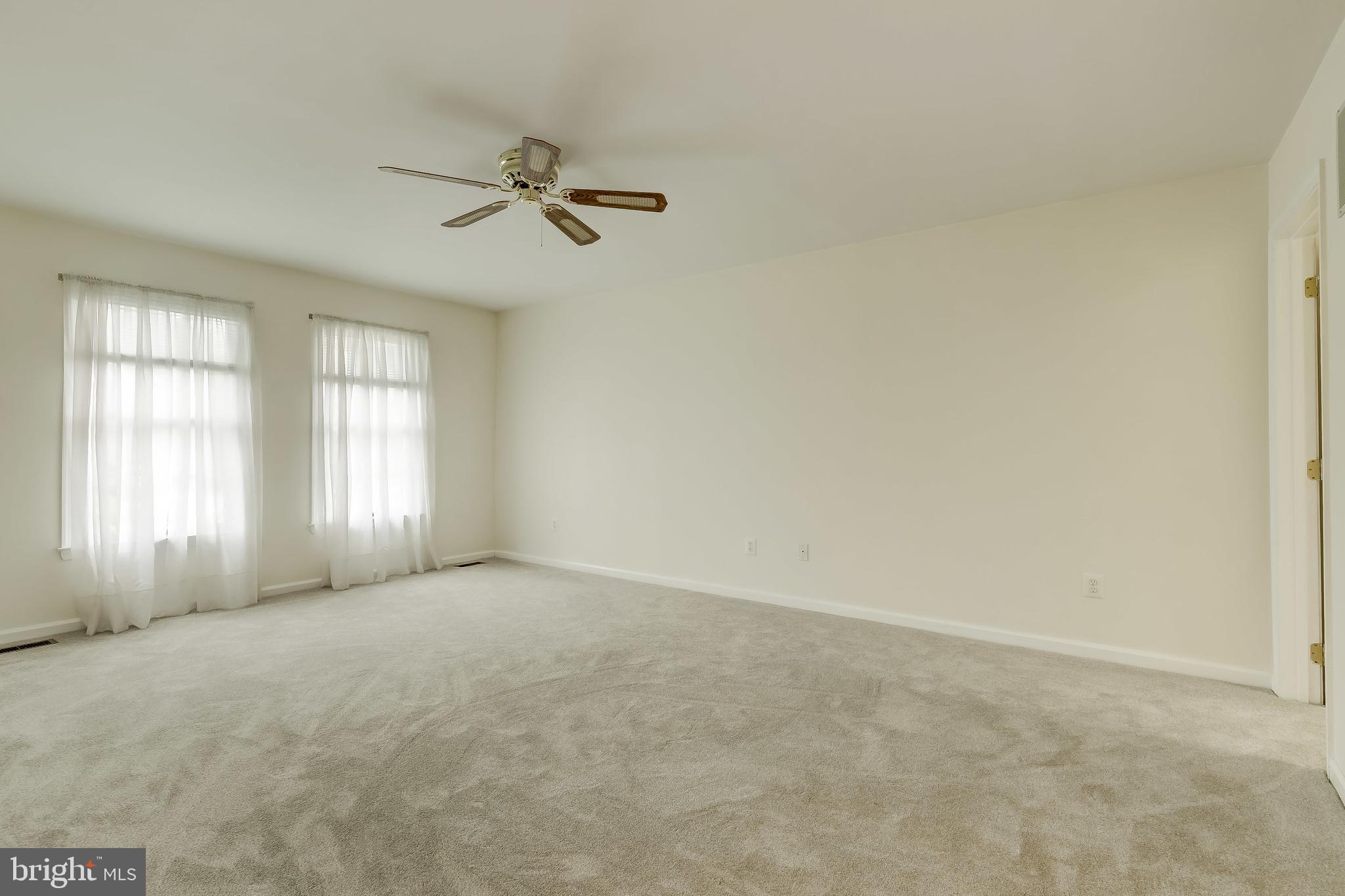 LONGMEADOW - Residential