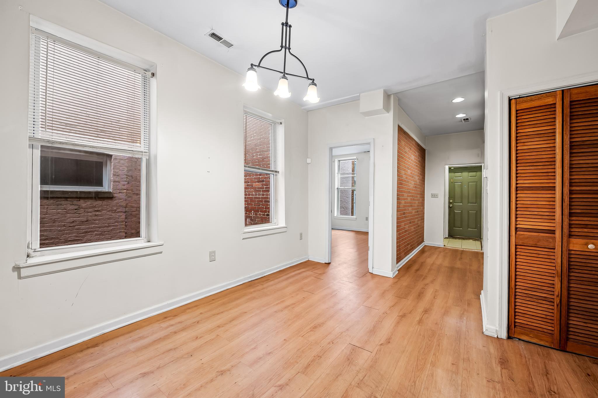 RESERVOIR HILL - Residential