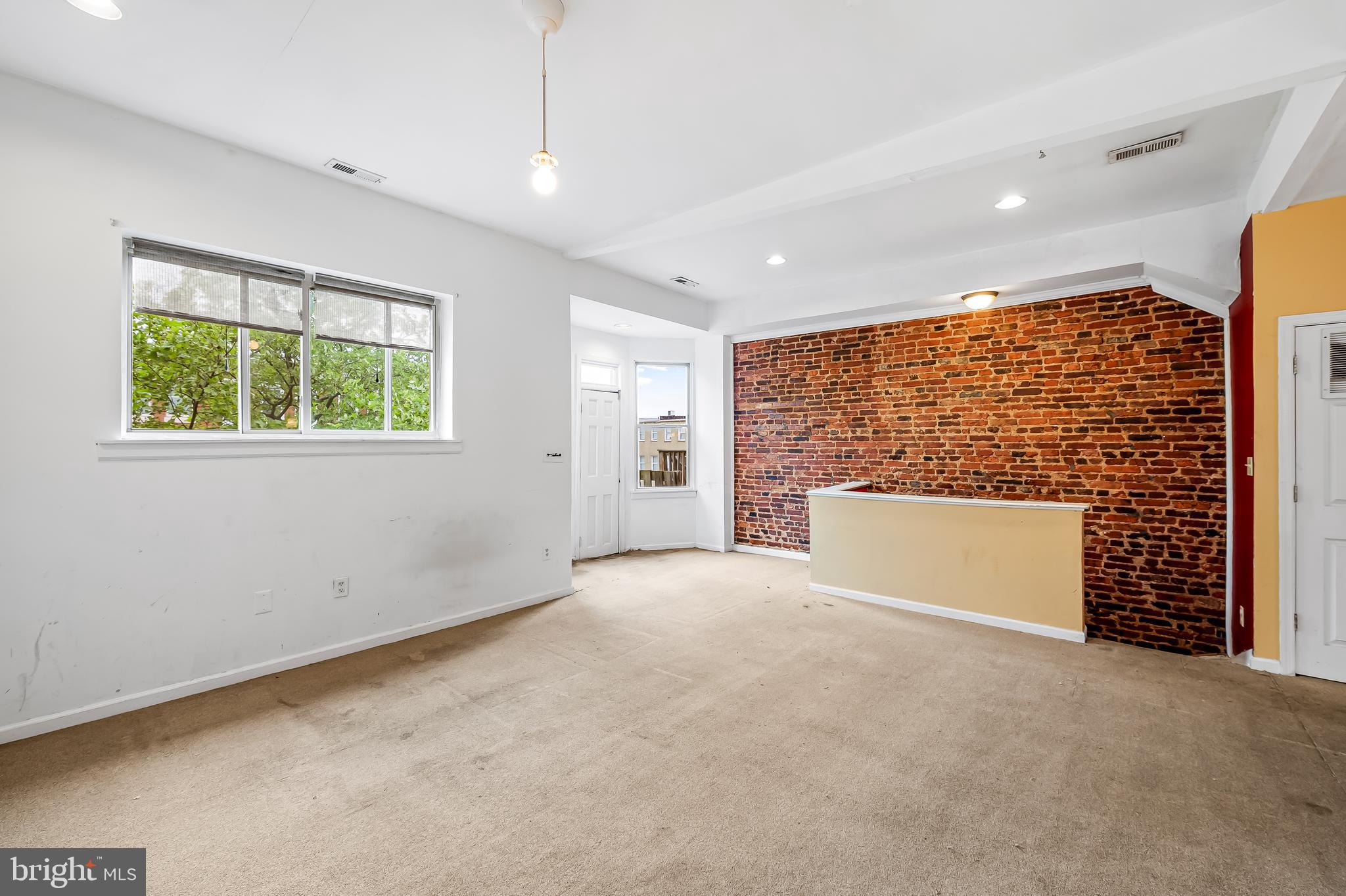 RESERVOIR HILL - Residential