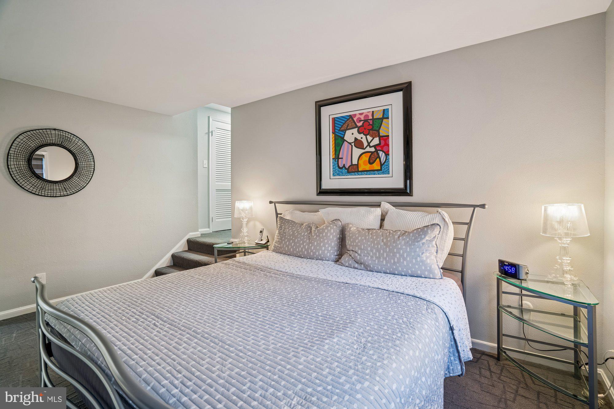 OLD FARM - Residential