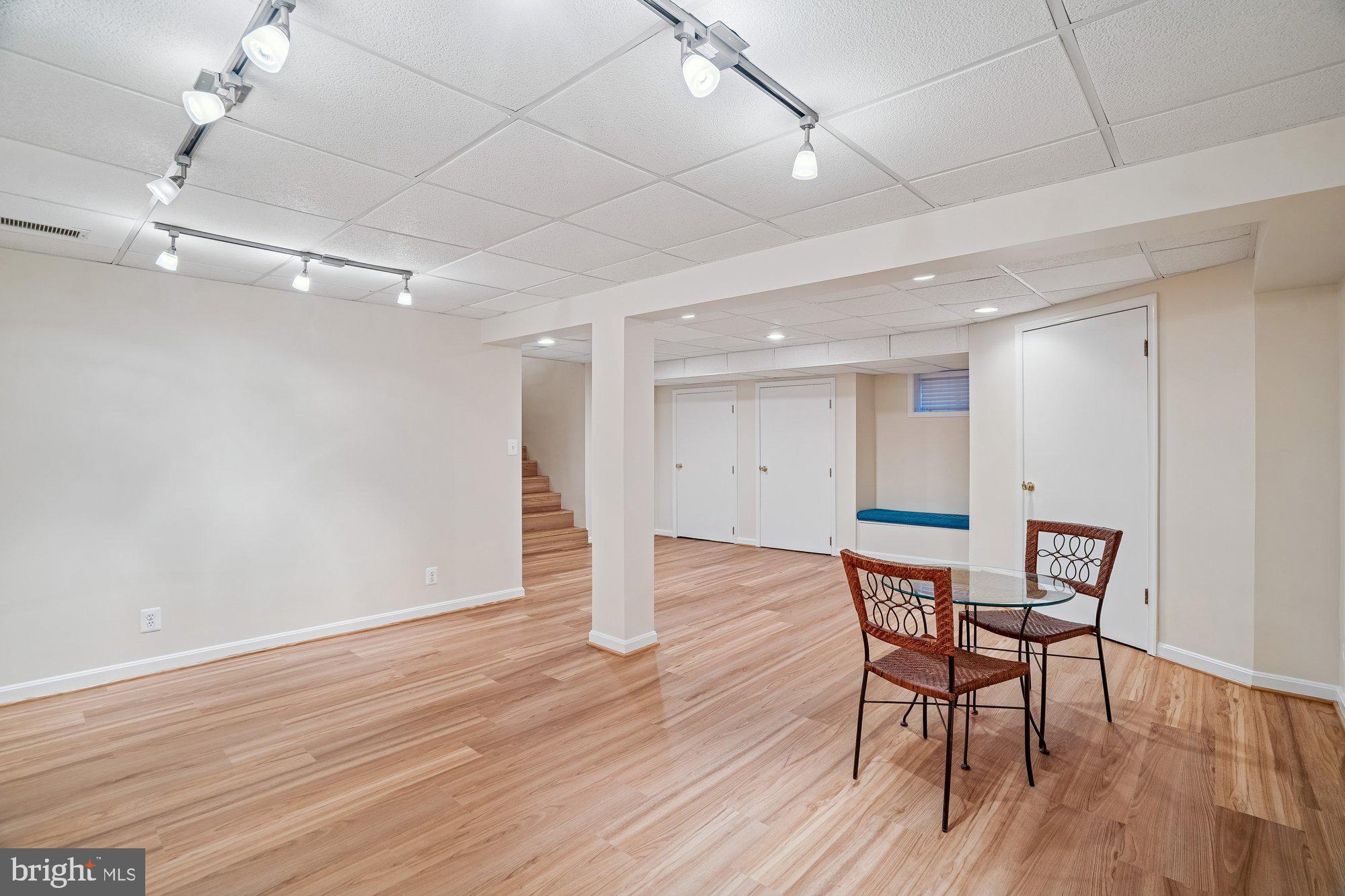 OLD FARM - Residential