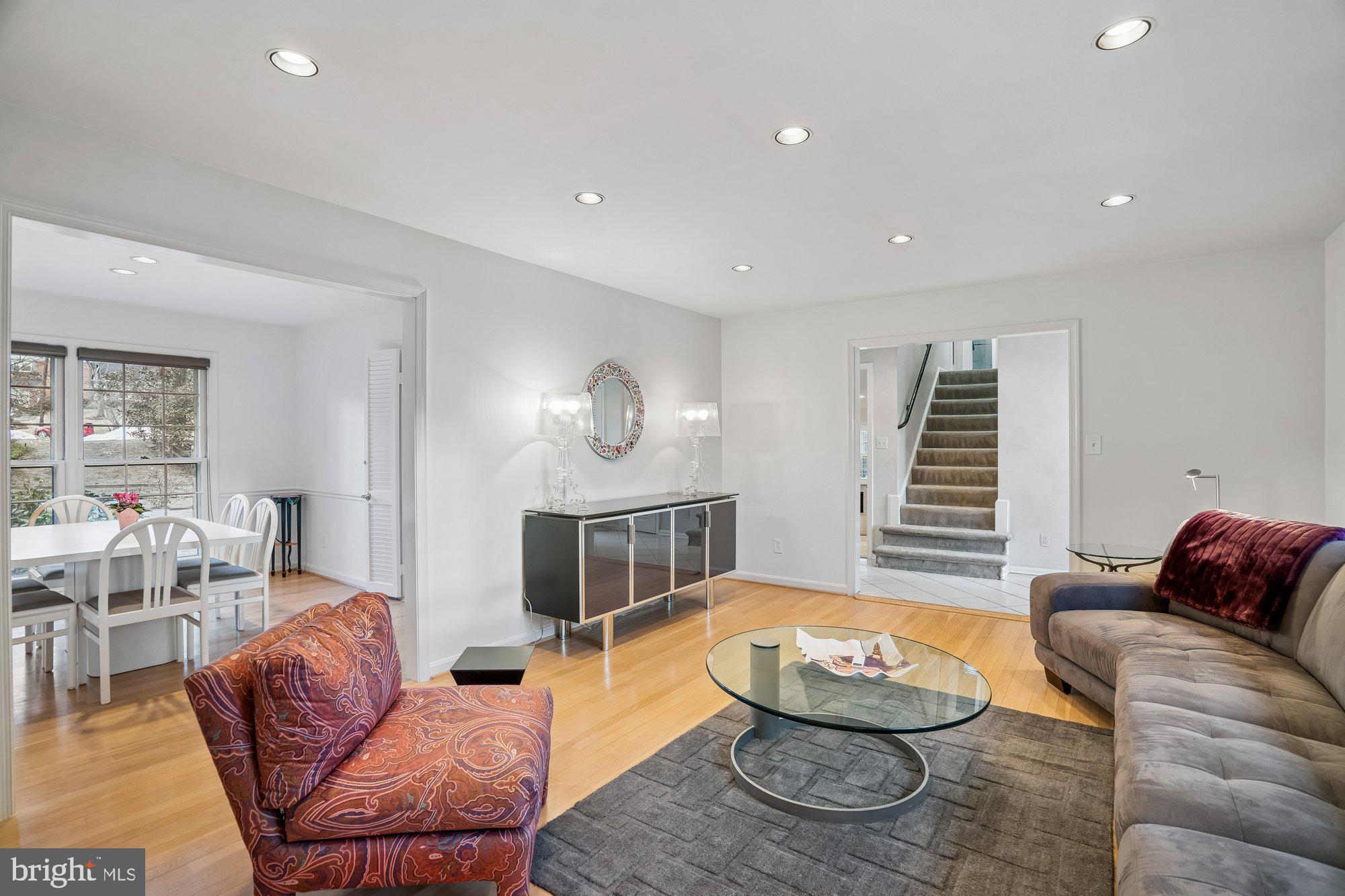 OLD FARM - Residential