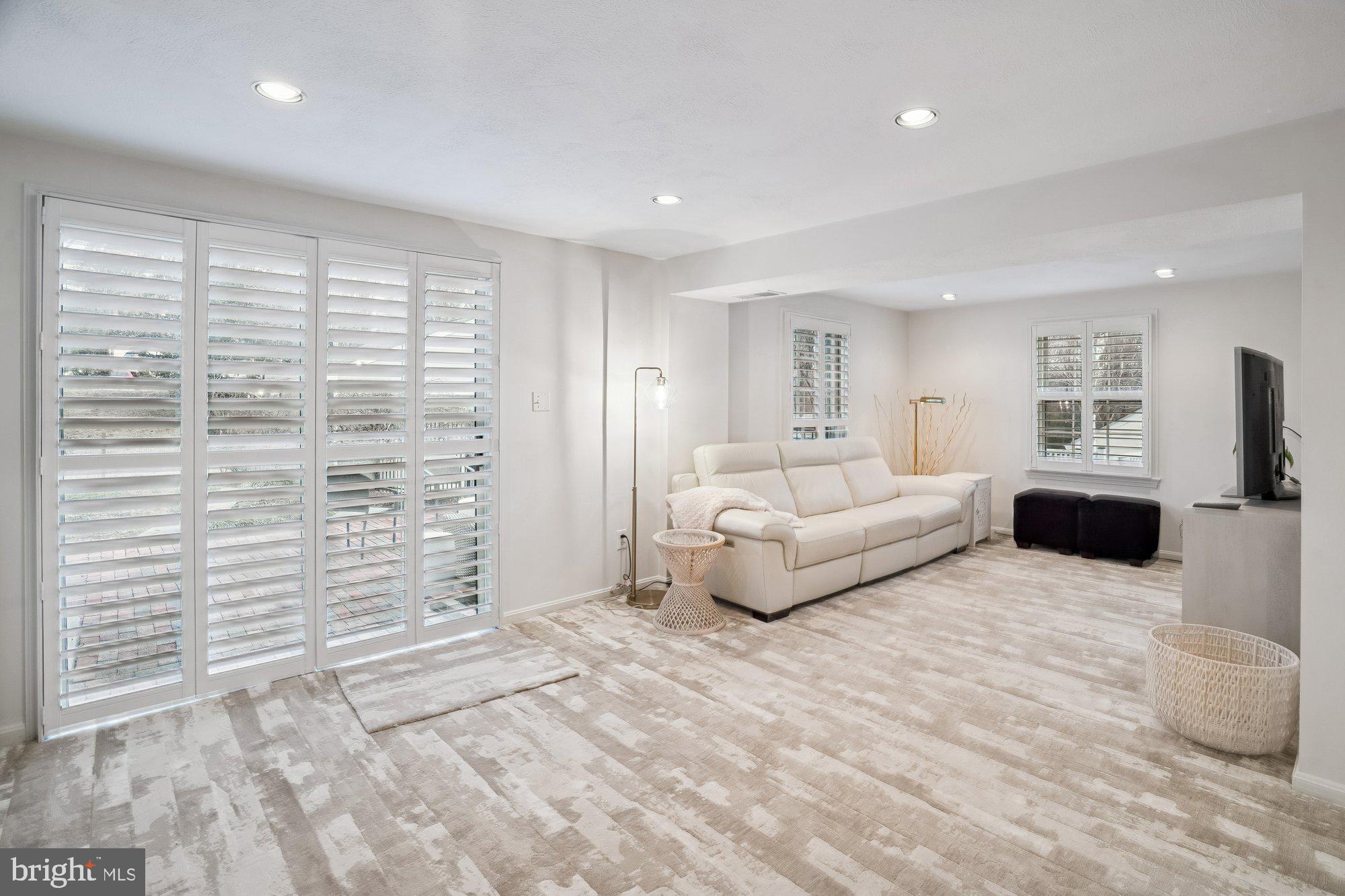 OLD FARM - Residential