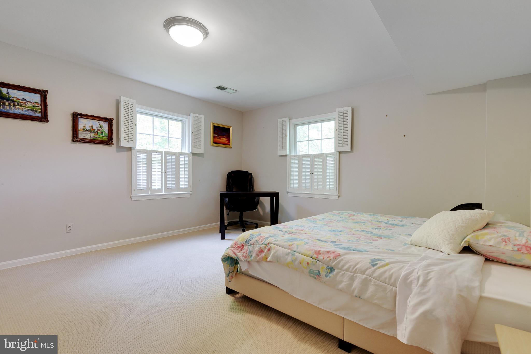 ASHLEIGH - Residential