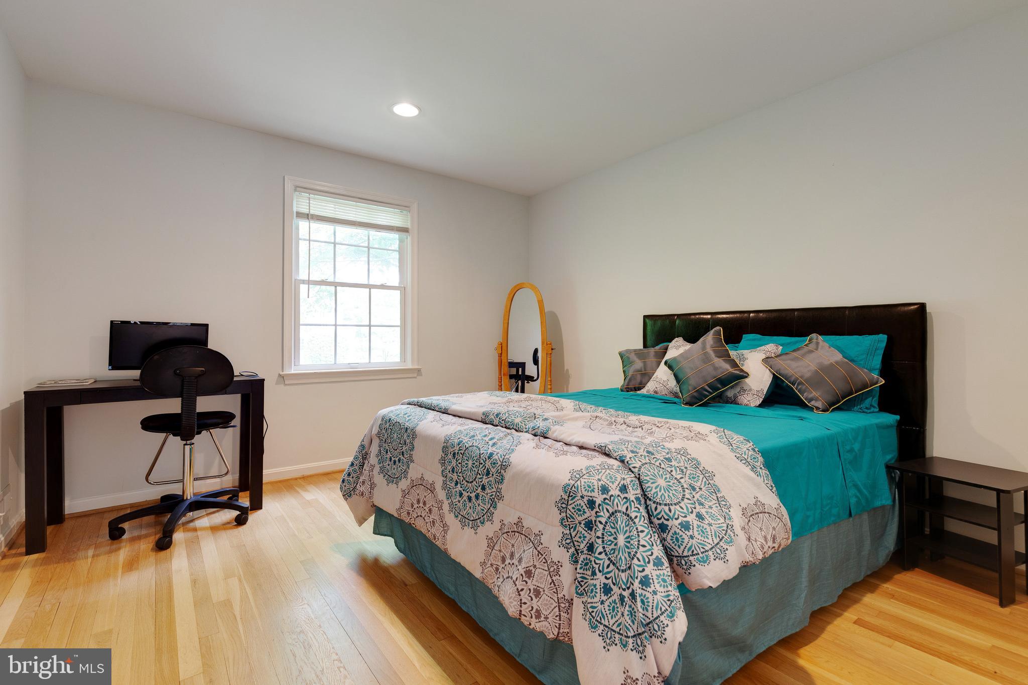 ASHLEIGH - Residential