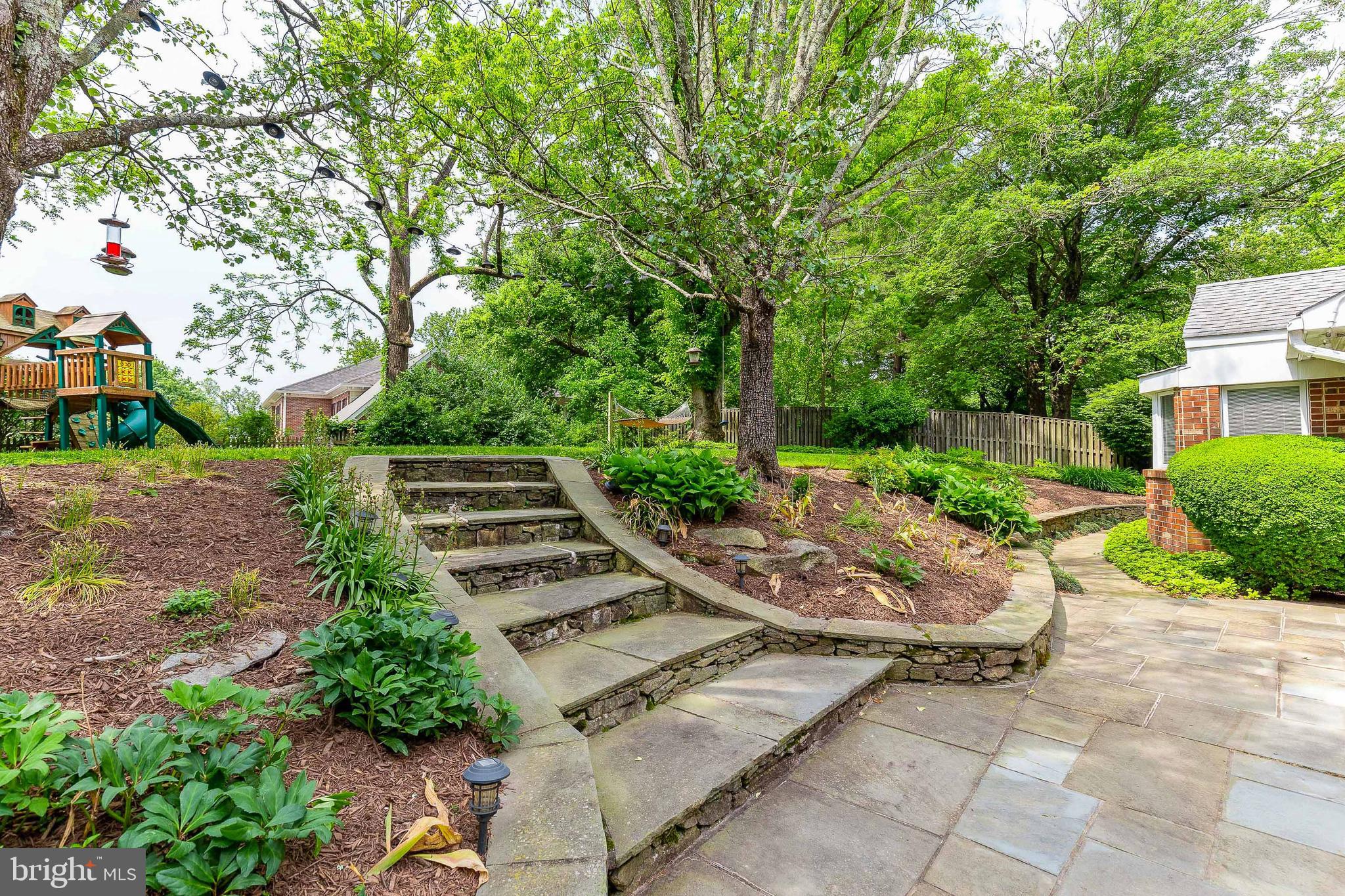 ASHLEIGH - Residential