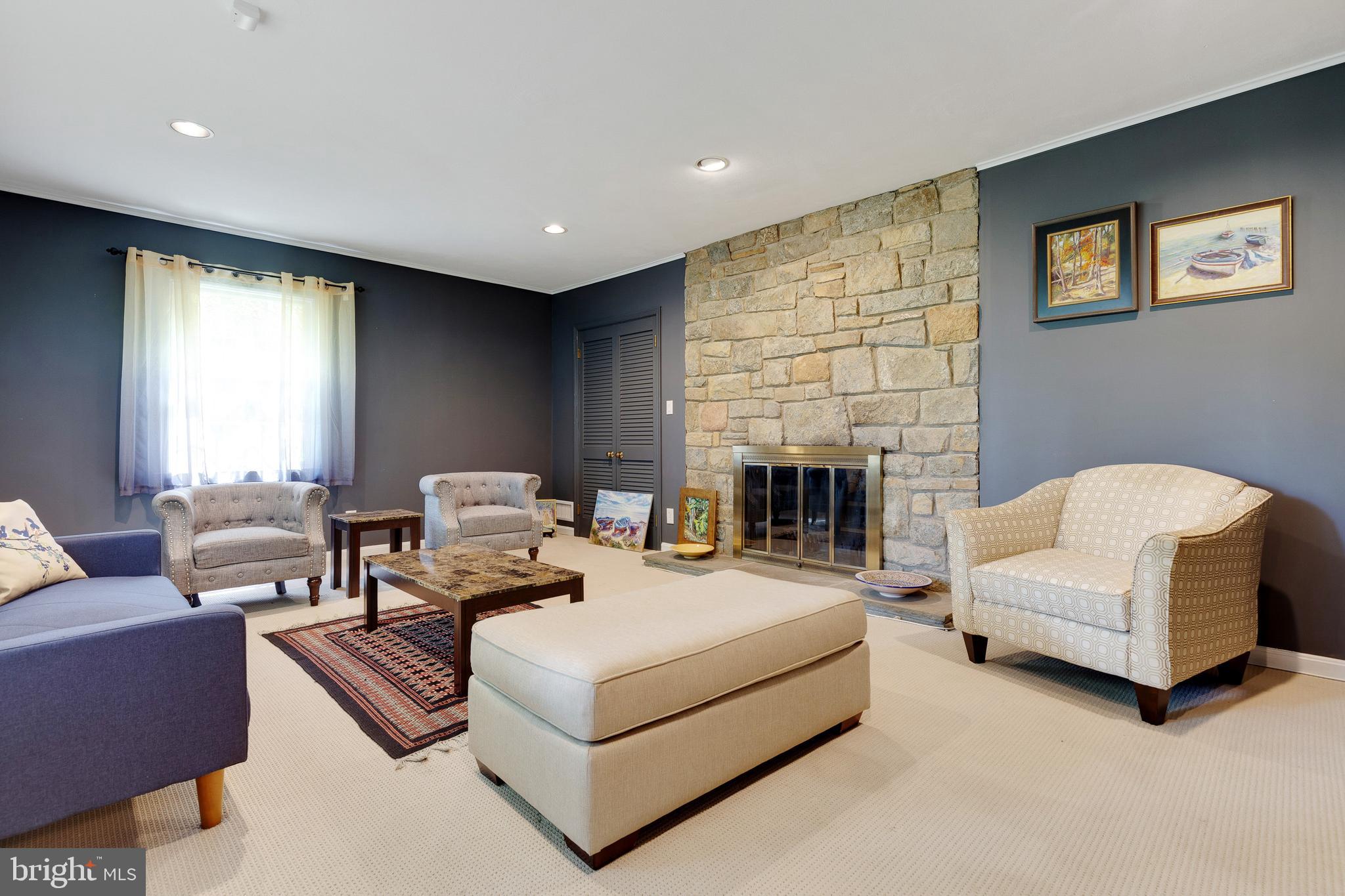 ASHLEIGH - Residential