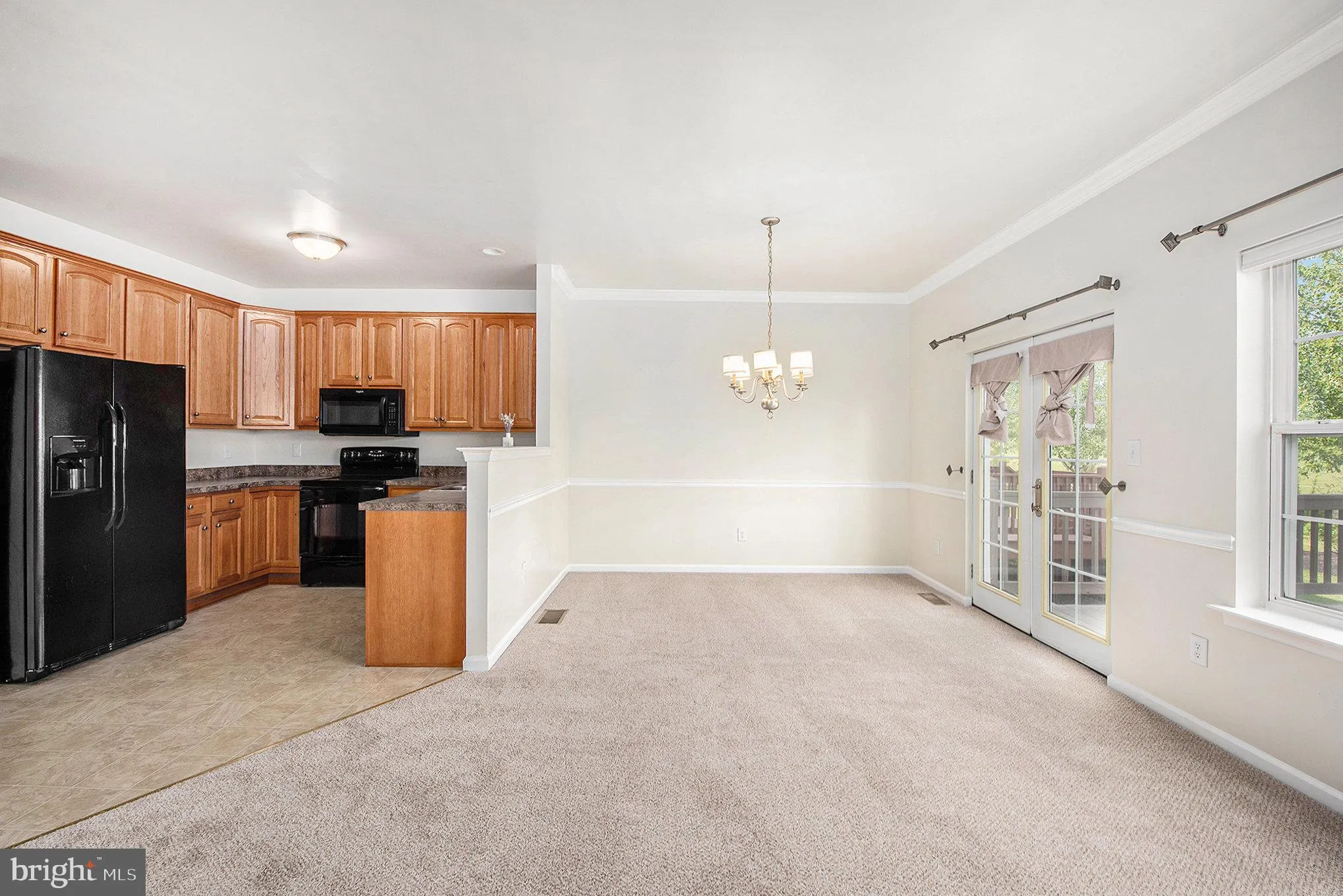 Collegeville, Pennsylvania 19426, United States, 3 Bedrooms Bedrooms, ,3 BathroomsBathrooms,Residential,Pending,211298