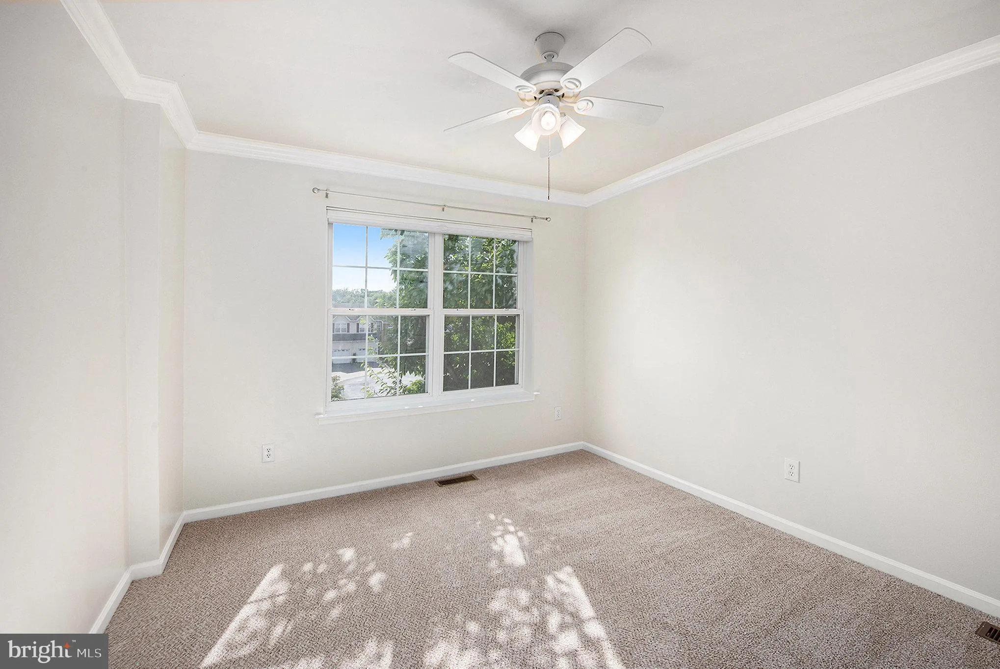 Collegeville, Pennsylvania 19426, United States, 3 Bedrooms Bedrooms, ,3 BathroomsBathrooms,Residential,Pending,211298