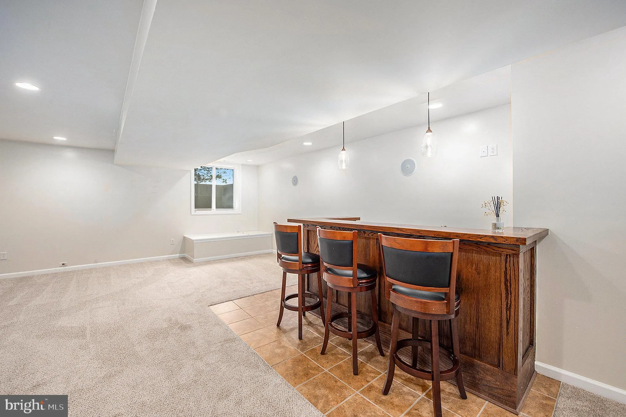 Collegeville, Pennsylvania 19426, United States, 3 Bedrooms Bedrooms, ,3 BathroomsBathrooms,Residential,Pending,211298