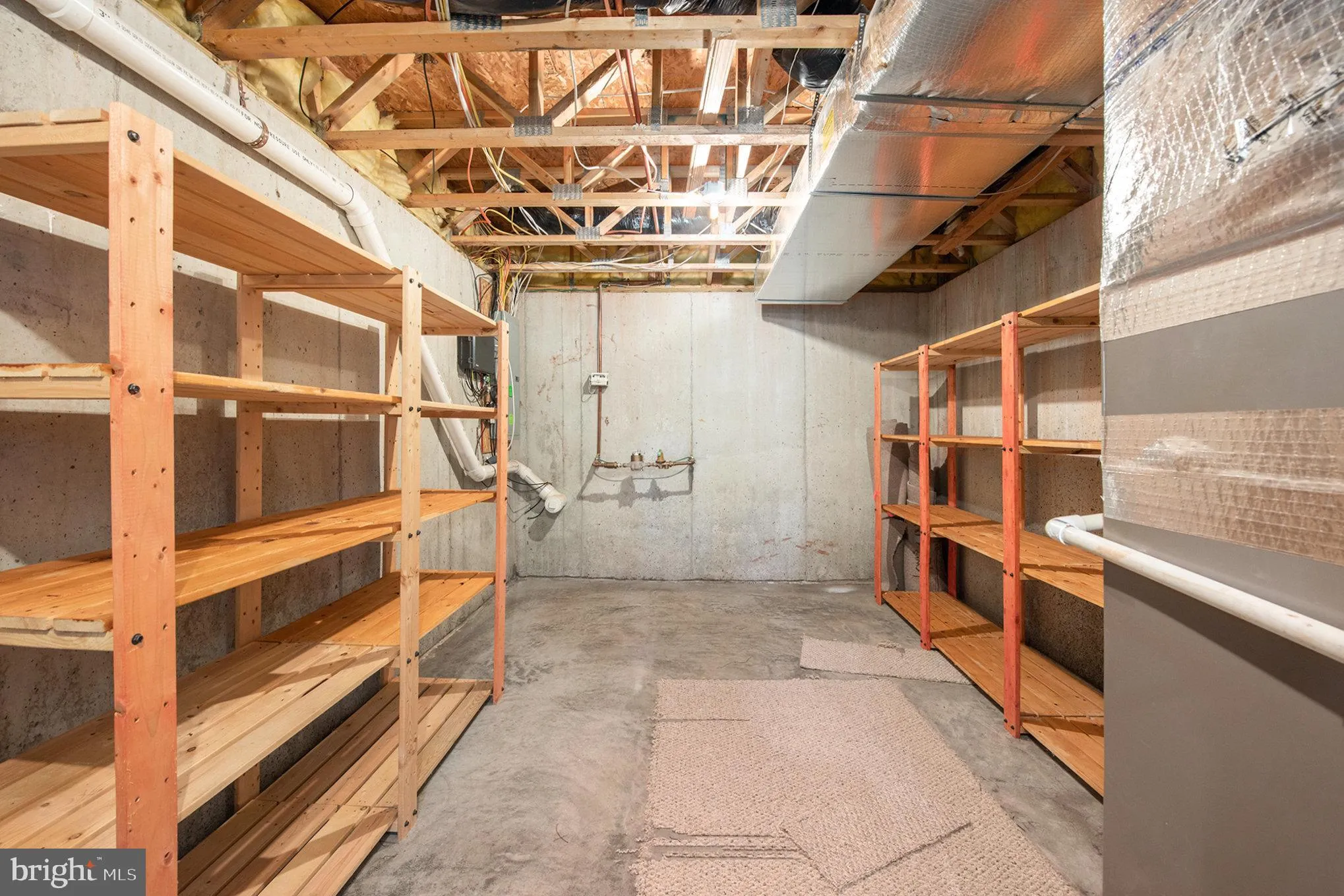 Collegeville, Pennsylvania 19426, United States, 3 Bedrooms Bedrooms, ,3 BathroomsBathrooms,Residential,Pending,211298